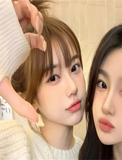 深度艺术解读：《动物海滩救援队英文版》道具的历史考证与艺术创作——解读作品背后的深层含义